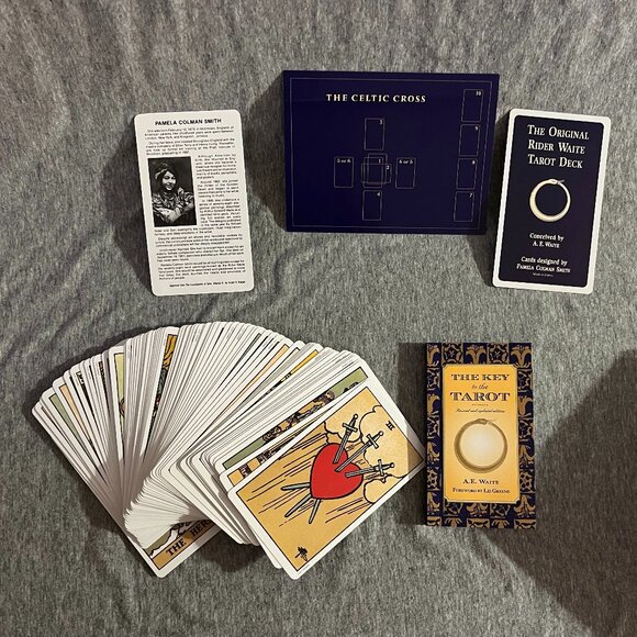 The Original Rider Waite Tarot Pack - Picture 3 of 3